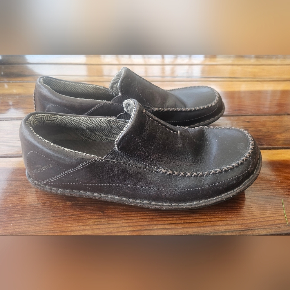 Patagonia Pau Velvet Brown Leather Slip on Loafers Mens Size 10.5 Casual Shoes